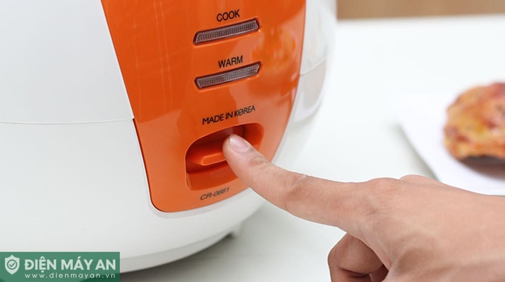 Nồi cơm điện 1.0L Cuckoo CR-0661 - Xanh/Cam